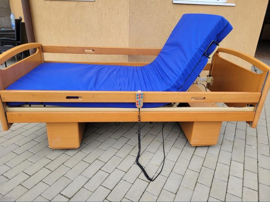 Pat medical electric de închiriat – ideal pentru recuperare acasă