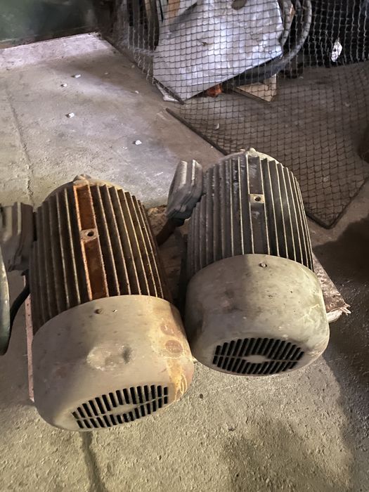 Motoare electrice , pompa apa  , generator electric motor IFA