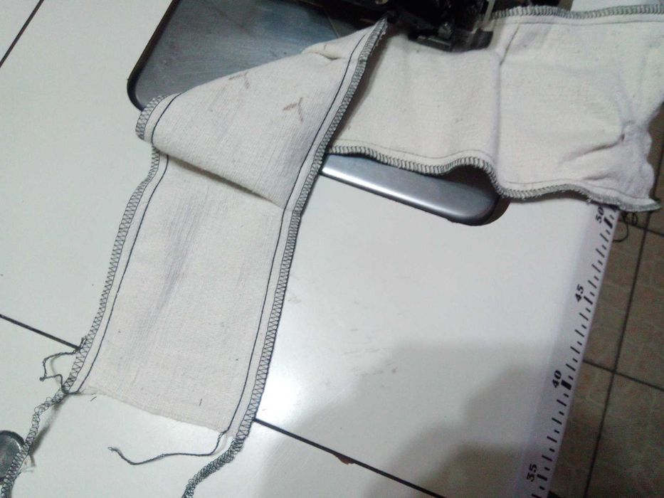 Masina de cusut (surfilat) PFAFF-2 ace ,5 fire