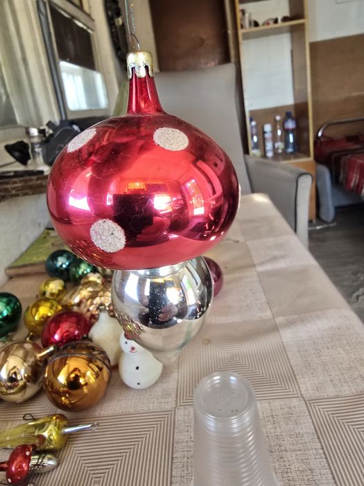 Ретро стъклени играчки за елха