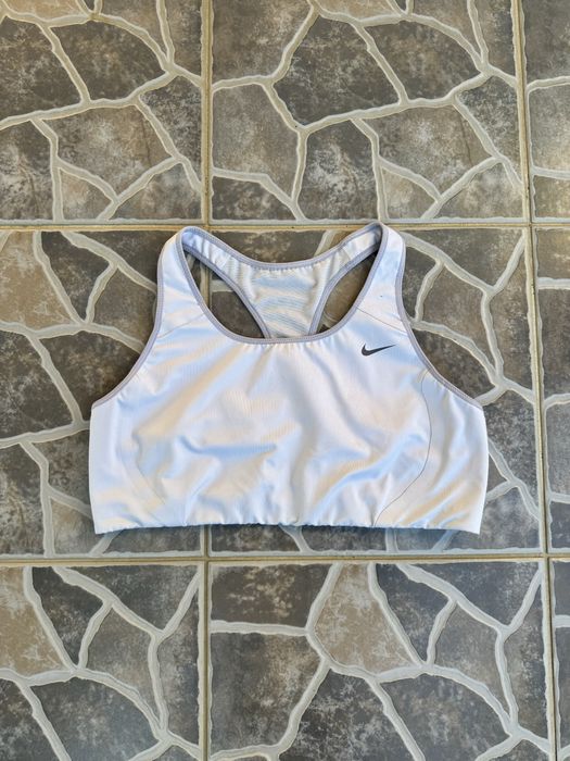 Дамско бюстие Nike