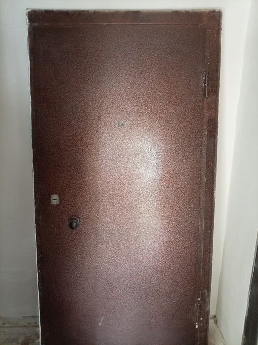 Продам входные двери