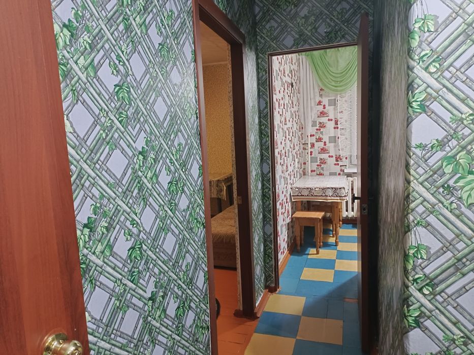 Сдам полуторку на защите