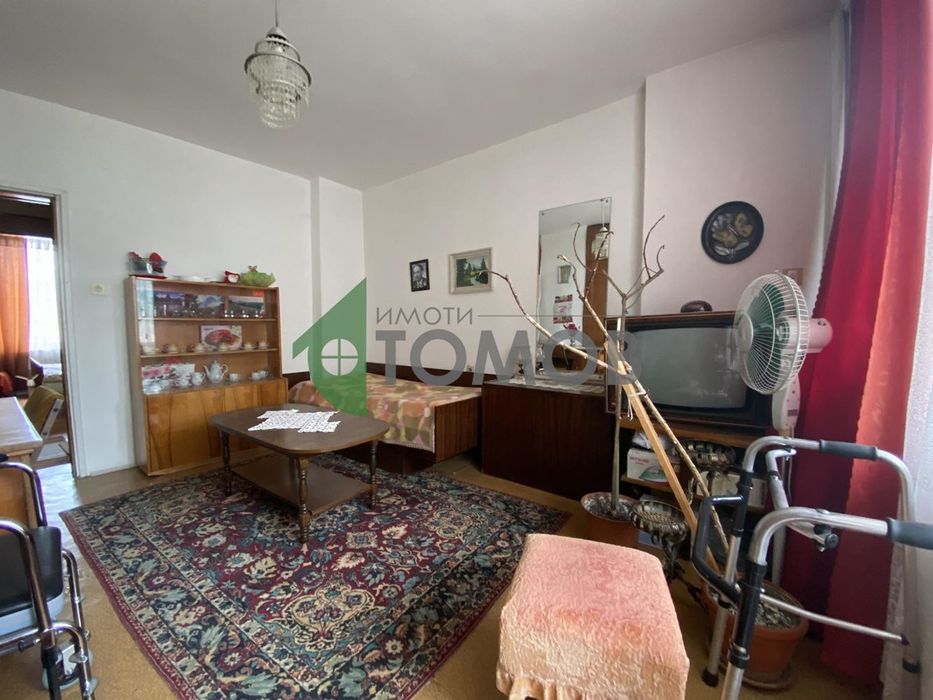 Продава се Тристаен апартамент в Шумен, Център - 90 кв.м за 1332 €/кв.м - Снимка #3