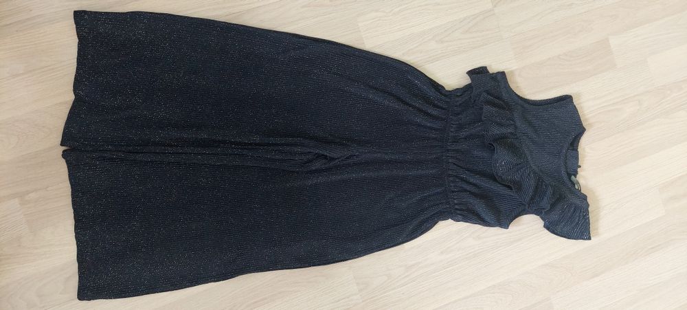 George, Clementine (САЩ) рокля и гащеризон за повод 5-6 г., като нова