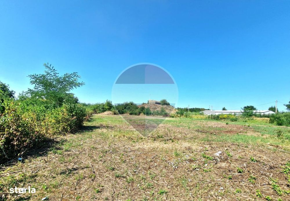 Teren 1.800 m² Intravilan Bacău (deschidere 28 ml)