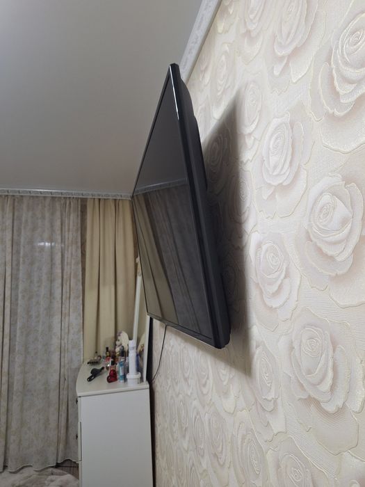 Продам телевизор