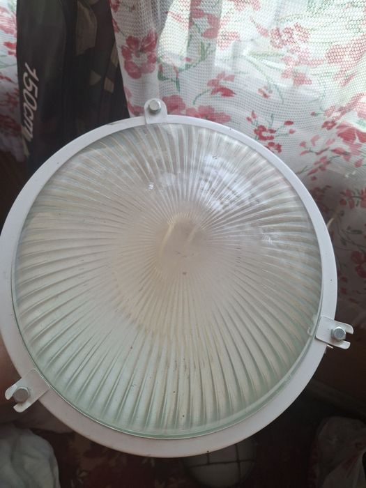 Плафоны уличные.