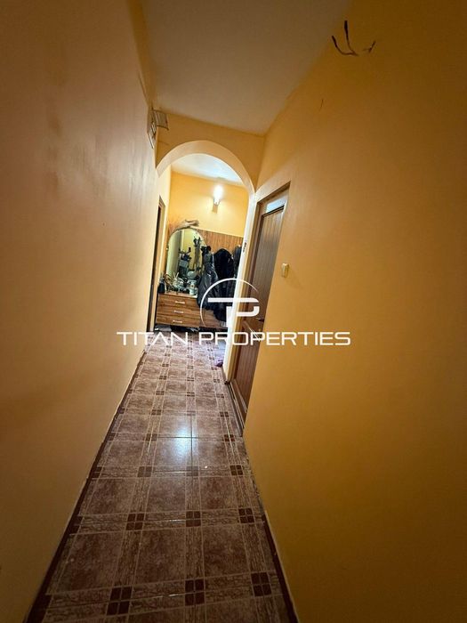 Продава се Етаж от къща в Бургас, Сарафово - 84 кв.м за 1002 €/кв.м - Снимка #2