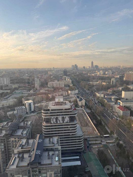 ПРОДАЕТСЯ  3/30/44   ЖК Piramit Tower Застройщик: Ko’ch developer