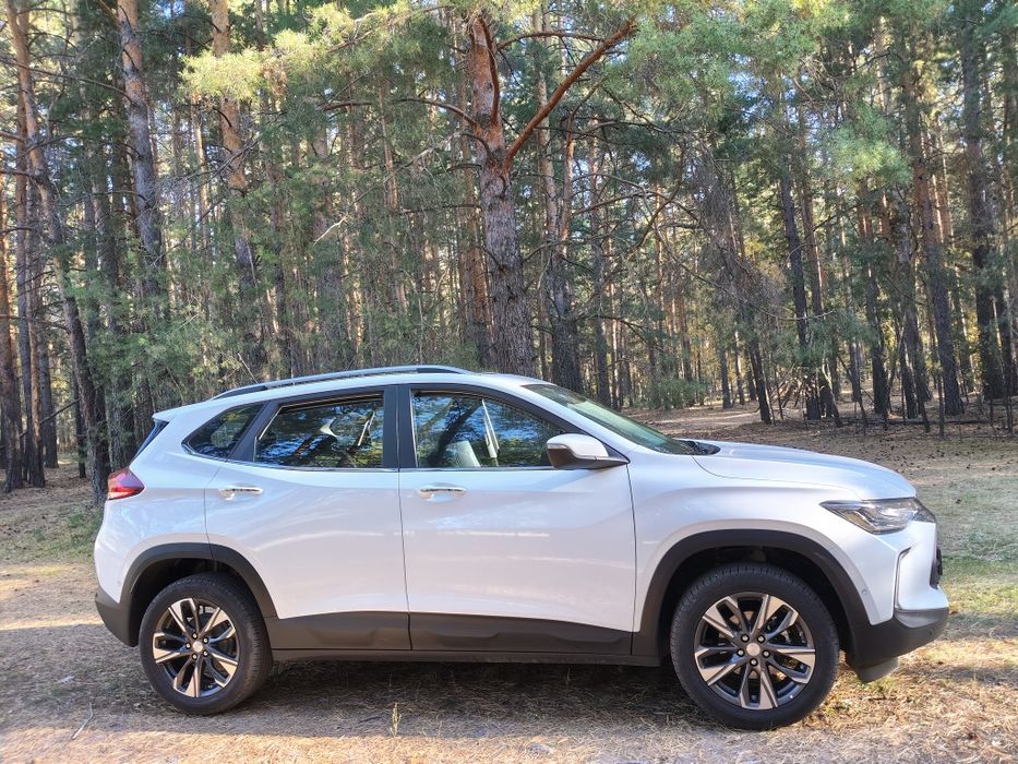 Продам Chevrolet Tracker Premier  на гарантии!

Продаю