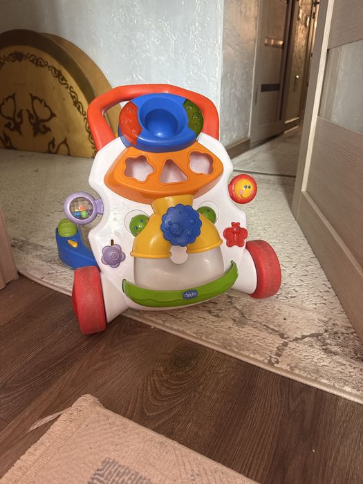 Продам толакар chicco