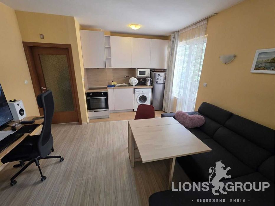 Продава се Двустаен апартамент в Варна, Левски - 66 кв.м за 2590 €/кв.м - Снимка #3
