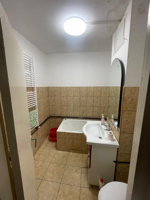 Apartament 3 camere, str. Petroliștilor, etaj 3