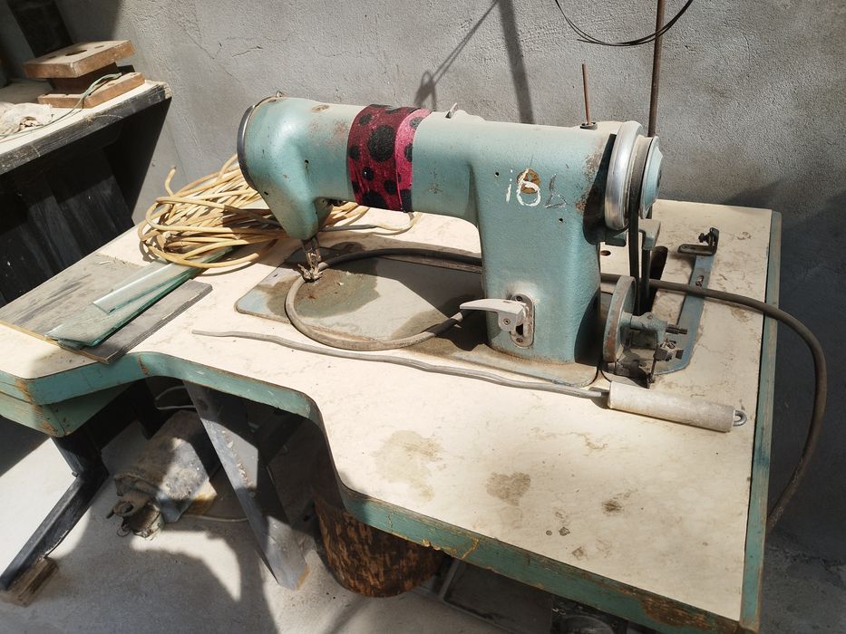 Швейная машинка советская