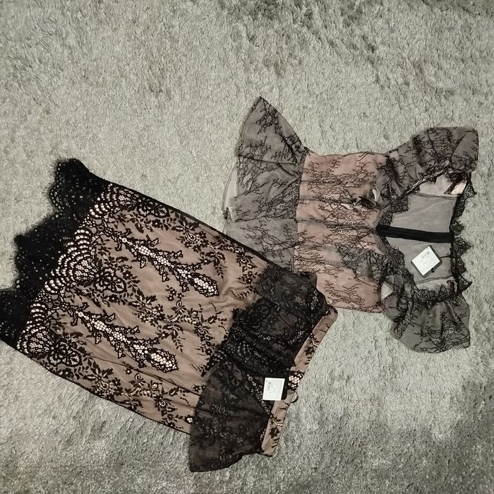 Продам женский костюм