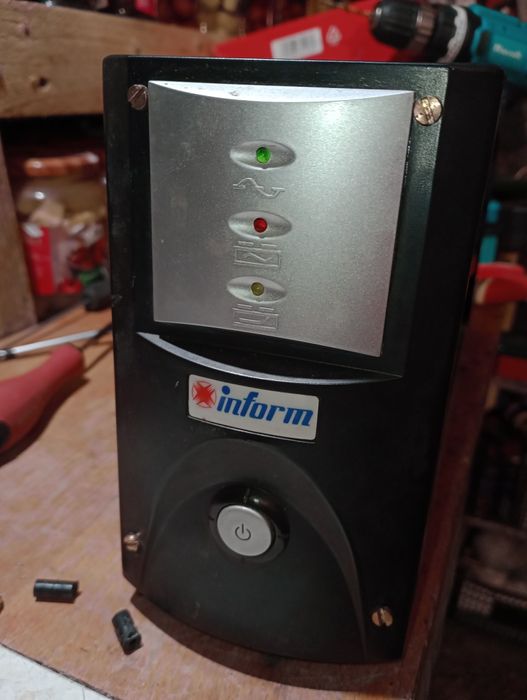 Ups ups ups fara baterie și cablu