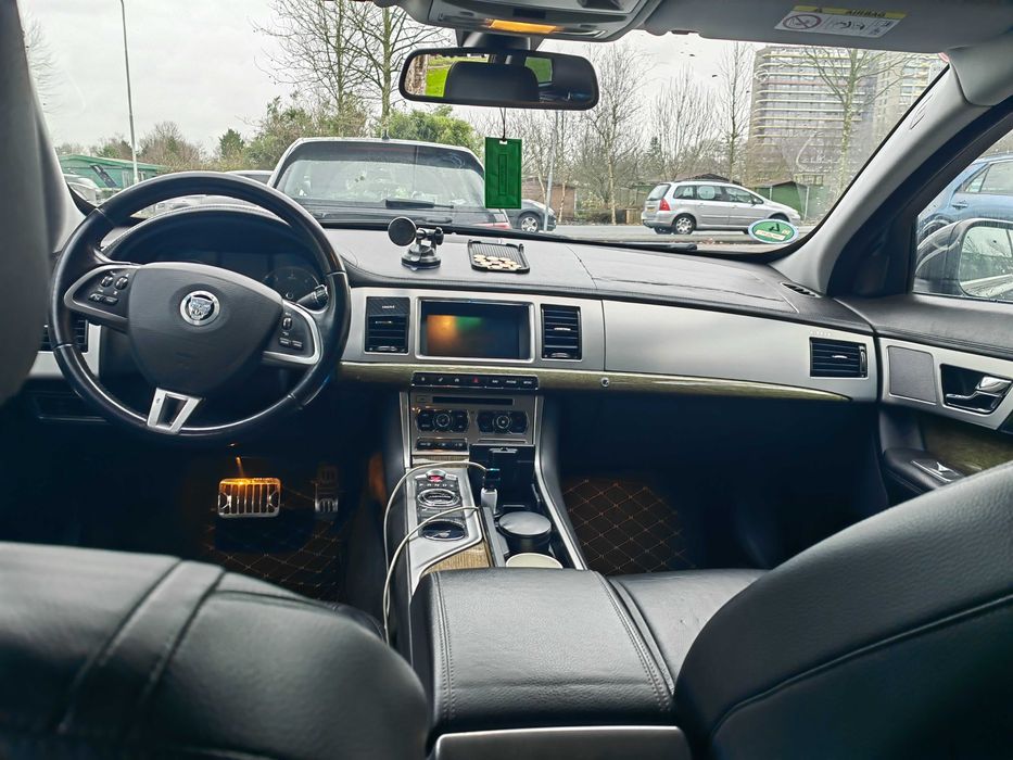 Jaguar xf sportback