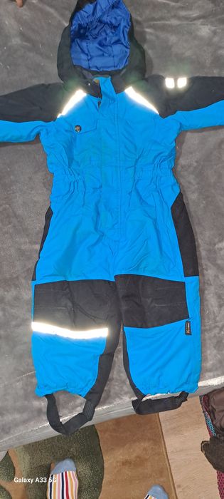 Комбанезоны, куртки