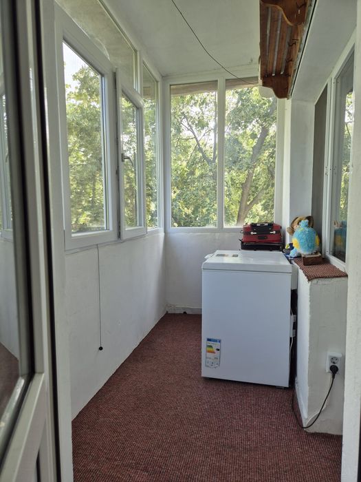 Vând apartament 3 camere decomandate