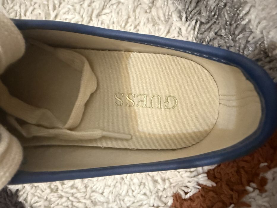adidasi guess superbi