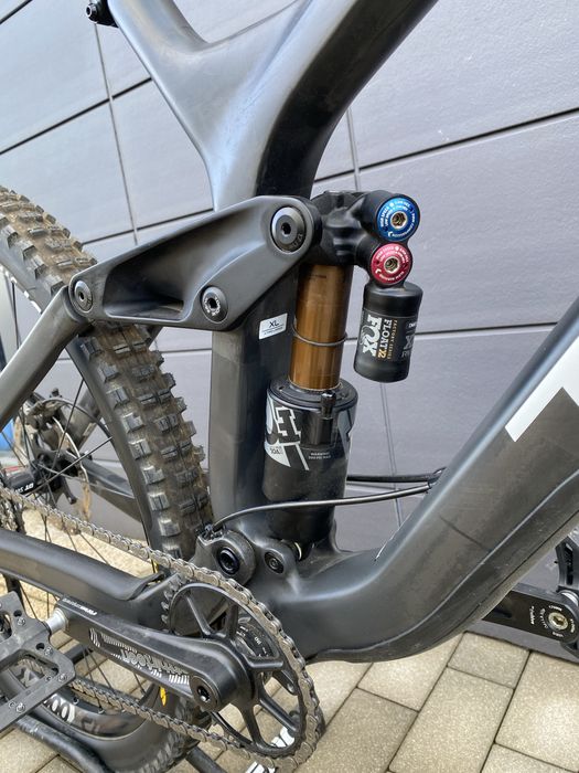 На части Trek Session XL carbon