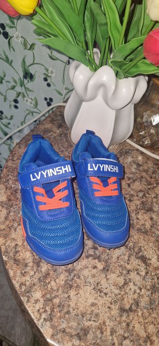 Продам детские бутсы ! 28 р