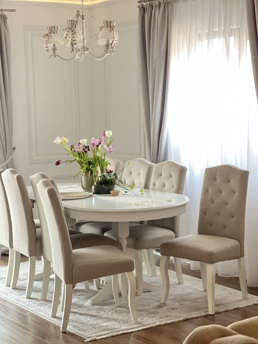 Masa living extensibila si 8 scaune