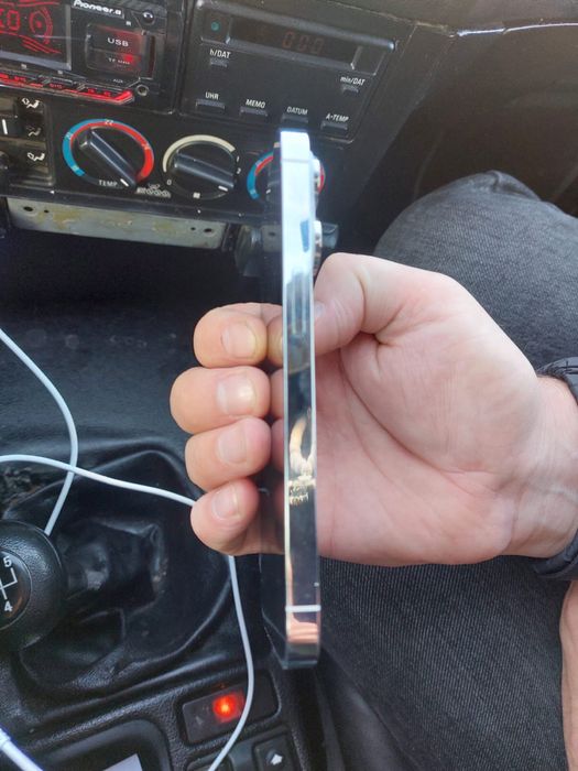 Продам айфон 14 про