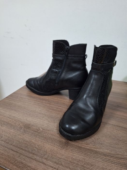 Дамски боти от естествена кожа