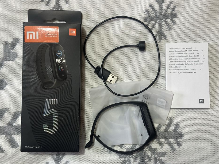 Часы Mi Smart Band 5
