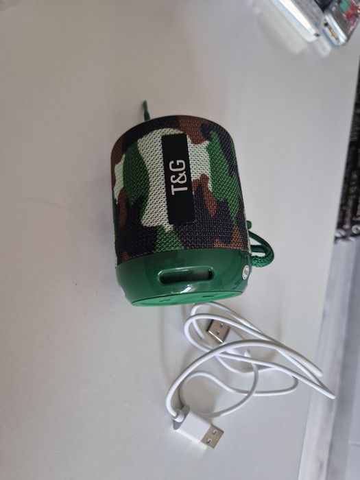 Boxa Bluetooth cu cablu