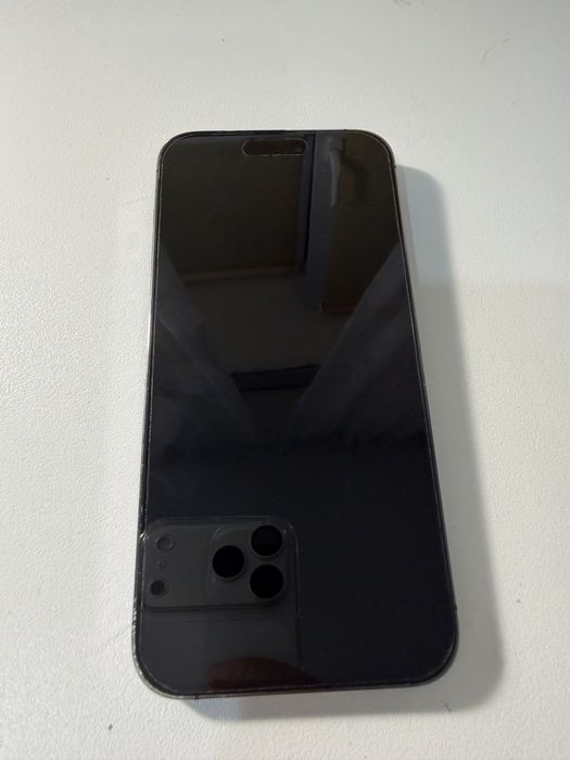 Продам айфон 14 про макс