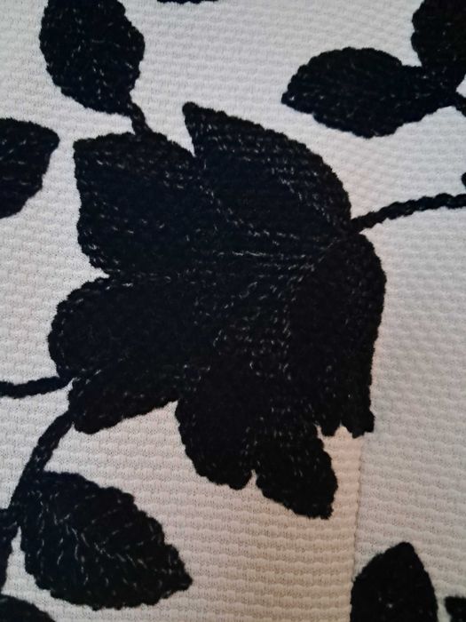 Дамска рокля с щампа на цветя