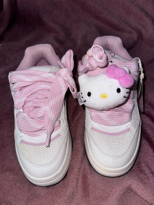Adidasi Hello Kitty