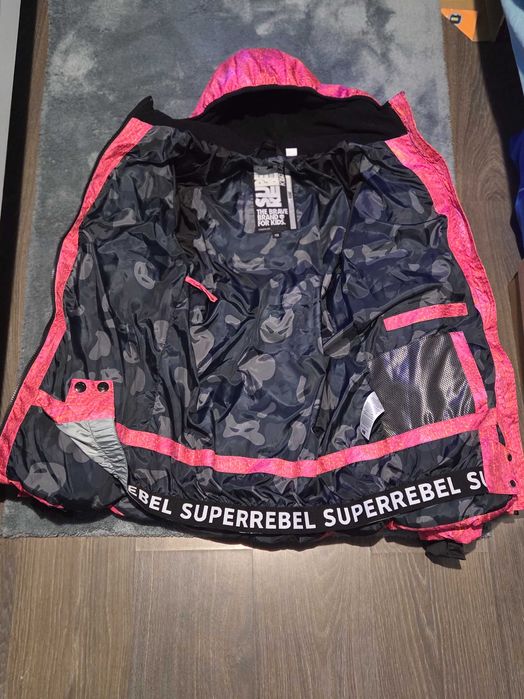 Ски яке SuperRebel чисто ново