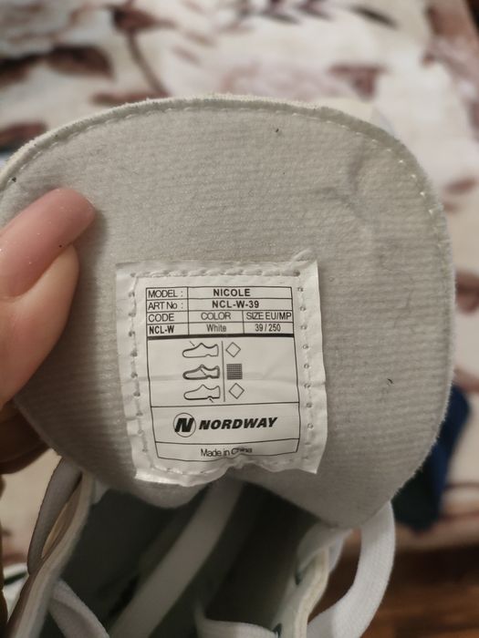 Коньки - женские