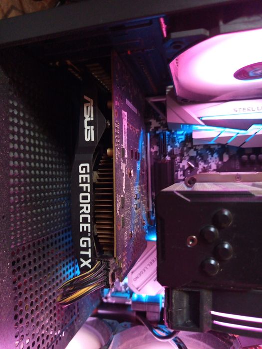 Продам Видеокарту