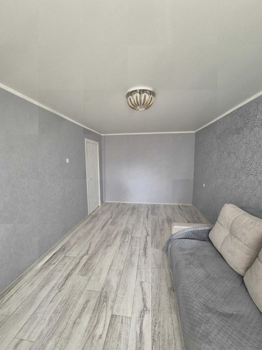 Продам 2 комнатную квартиру