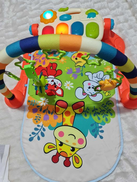 Детский развивающий коврик