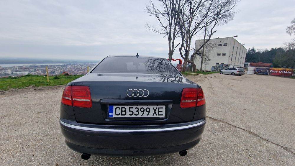 Audi A8 2008 4.2 бензин