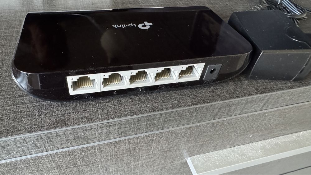 TP-Link TL-SG1005D  суич 5 порта