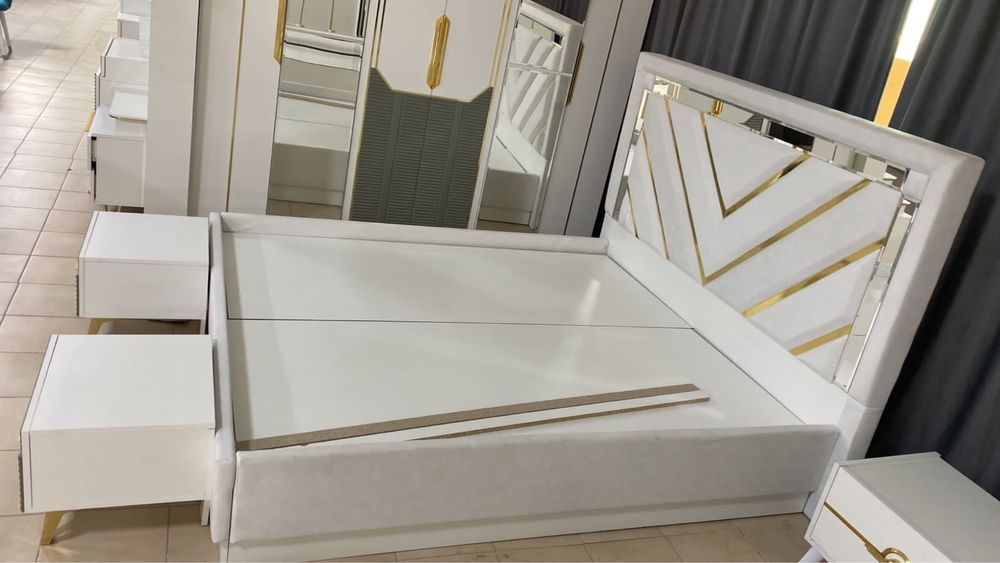 Спальный кровать