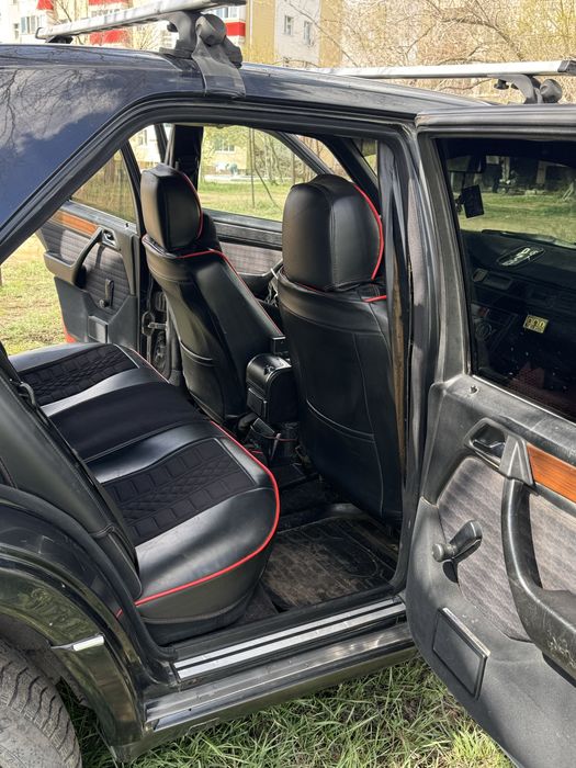 Продам машину Мерседес W124