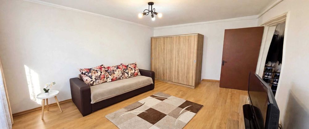 Inchirierz apartament 2 camere, Huedin nr 9