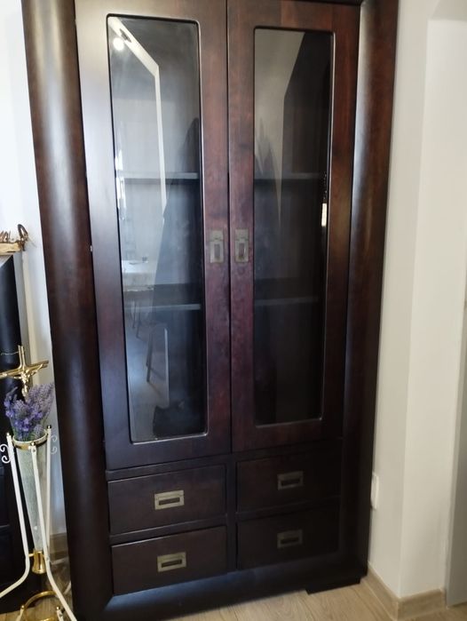 Mobilă living din lemn masiv