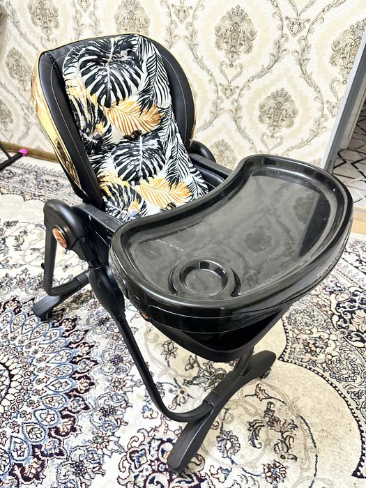 Oqatlanib otradgan stulchik sotladi