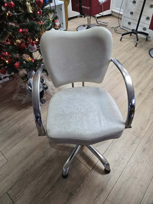 Измивна колона +подарък стол