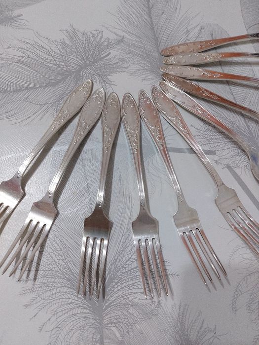 Столовые приборы мельхиор
