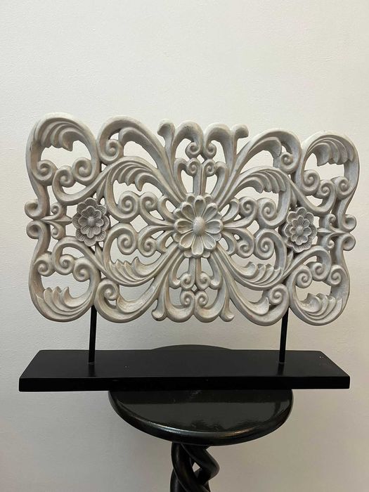 Decoratiune bibelou bibelouri figurine figurina statueta sculptura